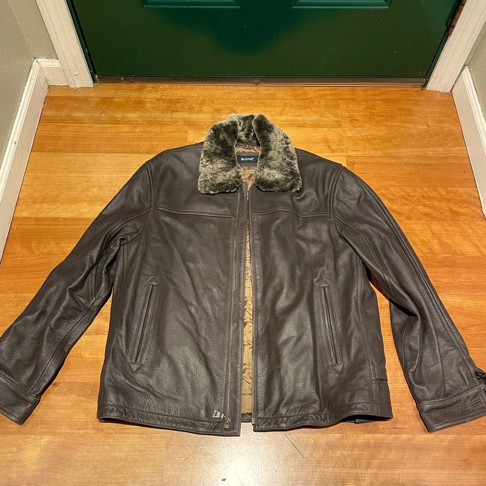 Never used medium leather jacket with removable fur collar